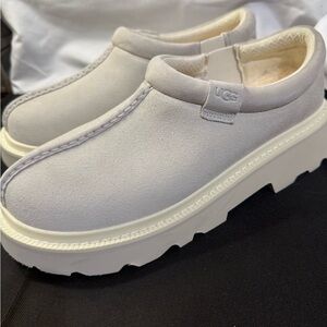 UGG Tasman Lug Sole Clog Interchangeable Soles
 M/ Size 11